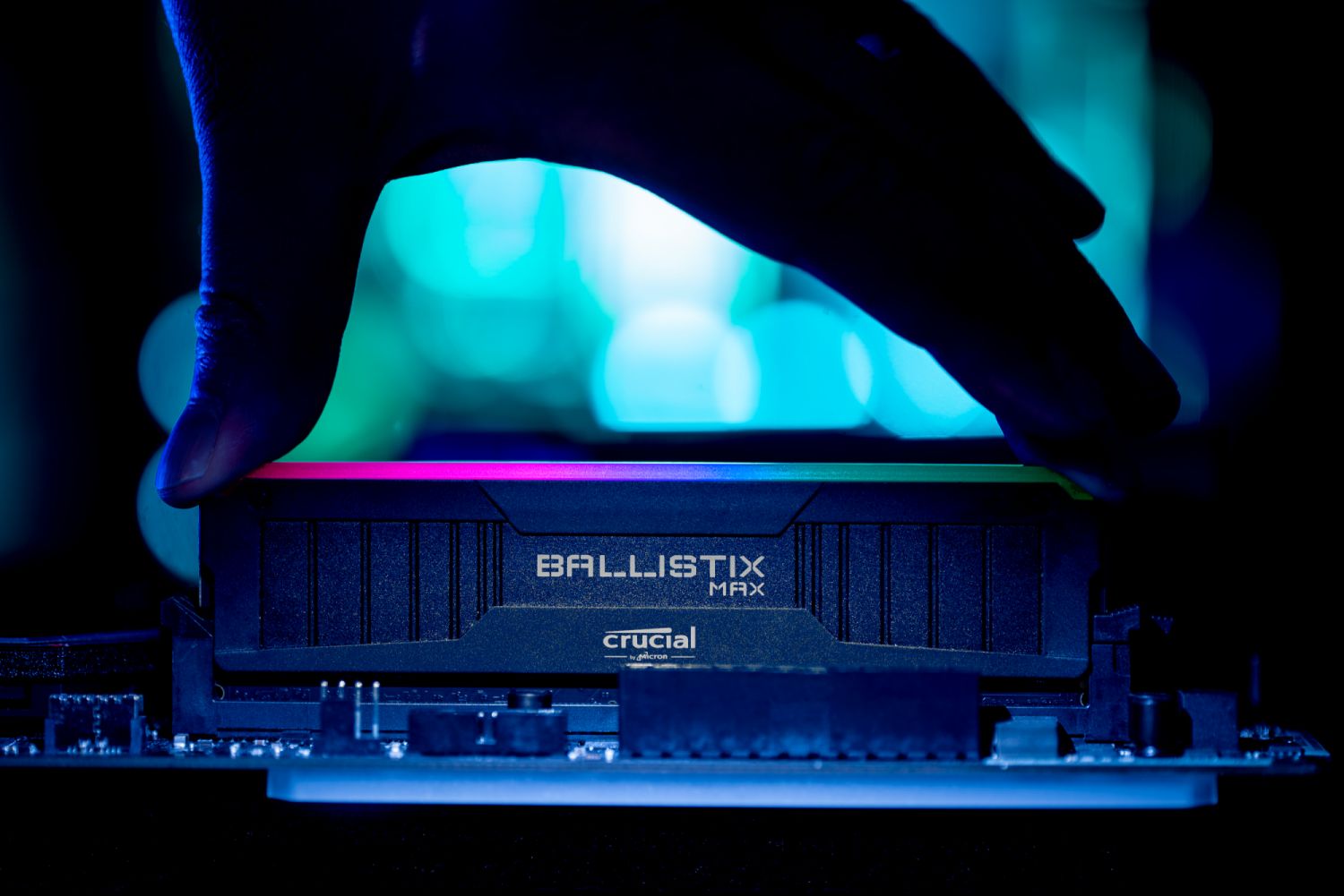 https://www.crucial.in/content/dam/crucial/dram-products/ballistix-max-udimm/images/in-use/Crucial-Ballistix-Ultimate-Mod-MAX-Image.psd.transform/large-jpg/img.jpg